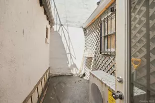 251 Graham Ave, Brooklyn, NY 11206 - Photo 22