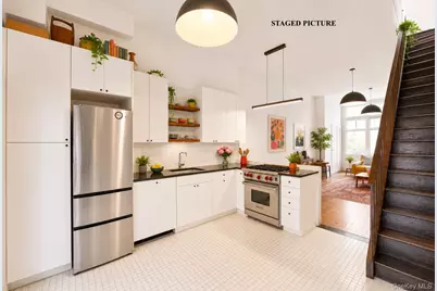 251 Graham Avenue, Brooklyn, NY 11206 - Photo 10