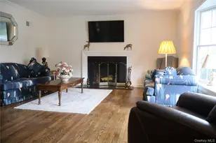 52 Runyon, Scarsdale, NY 10583 - Photo 4