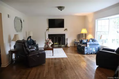 52 Runyon, Scarsdale, NY 10583 - Photo 2