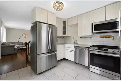 491 Smith Street, Central Islip, NY 11722 - Photo 12