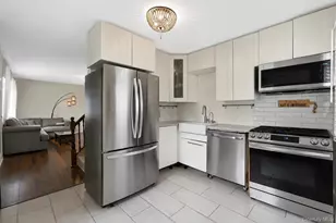 491 Smith St, Central Islip, NY 11722 - Photo 12