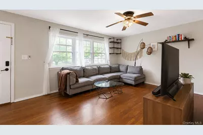 491 Smith Street, Central Islip, NY 11722 - Photo 8