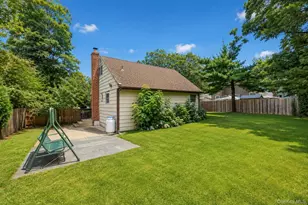 491 Smith St, Central Islip, NY 11722 - Photo 38