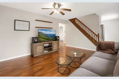 491 Smith Street, Central Islip, NY 11722 - Photo 6
