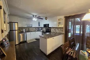 60 Meyer Ln, Medford, NY 11763 - Photo 14