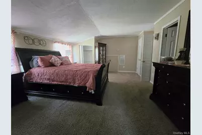 60 Meyer Lane, Medford, NY 11763 - Photo 28