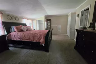 60 Meyer Ln, Medford, NY 11763 - Photo 28