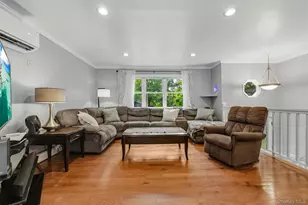 2 Netherwood Dr, Pleasant Valley, NY 12578 - Photo 6