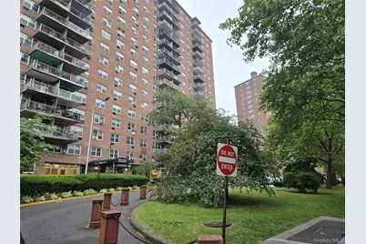 880 Boynton Avenue #9L, Bronx, NY 10473 - Photo 1