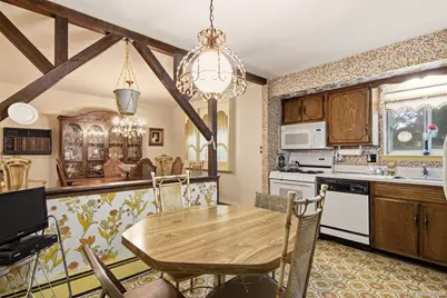 4 Smithtown Crescent, Smithtown, NY 11787 - Photo 12