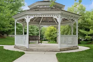 228 Sonata Ct, Eastport, NY 11941 - Photo 30