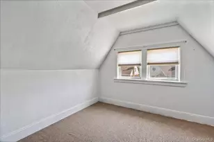166-47 25th Ave, Whitestone, NY 11357 - Photo 28