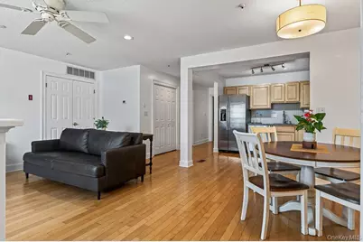 355 Old Tarrytown Road #107, White Plains, NY 10603 - Photo 4