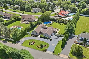 14 Paddock Dr, Northport, NY 11768 - Photo 24