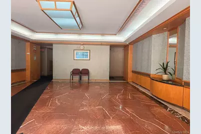 4231 Colden Street #R1H, Flushing, NY 11355 - Photo 8