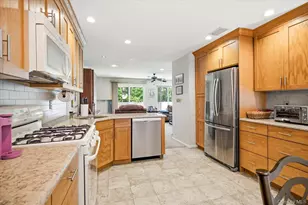 15 Franklin Pl, Oceanside, NY 11572 - Photo 10
