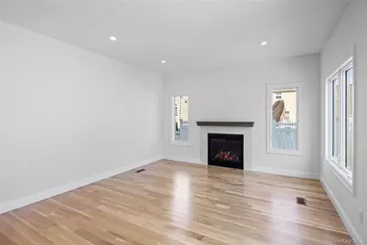 43 Westbury Avenue, Mineola, NY 11501 - Photo 18