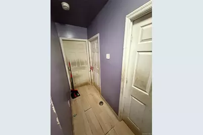 801 E 215th Street, Bronx, NY 10467 - Photo 4