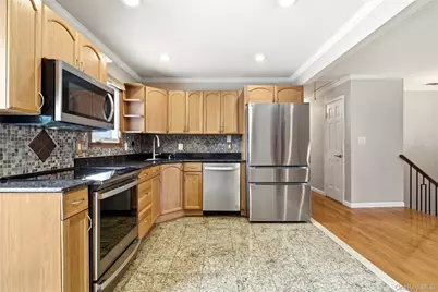 235 Eastwood Avenue, Deer Park, NY 11729 - Photo 10