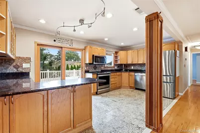 235 Eastwood Avenue, Deer Park, NY 11729 - Photo 12