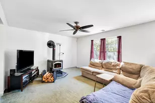 32 Prince Rd, Rocky Point, NY 11778 - Photo 6