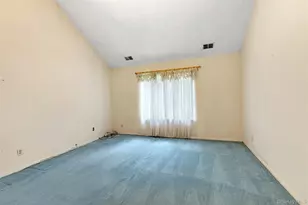 11 Rose Ct, East Islip, NY 11730 - Photo 12