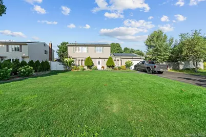 7 Sprat Street, Medford, NY 11763 - Photo 8