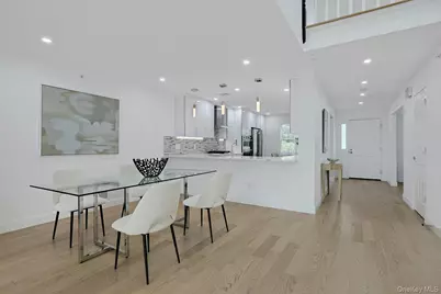 100 Brook Hills Circle #28B, White Plains, NY 10605 - Photo 10