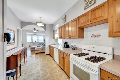 1650 Research Avenue, Bronx, NY 10465 - Photo 10
