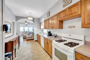 1650 Research Ave, Bronx, NY 10465 - Photo 10