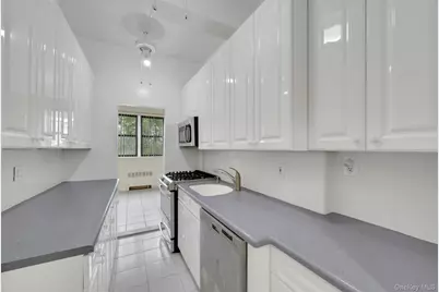 640 Pelham Road #1D, New Rochelle, NY 10805 - Photo 14