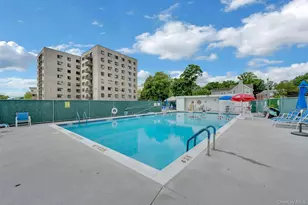 640 Pelham Rd, New Rochelle, NY 10805 - Photo 26