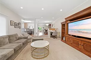 7 Wren Dr, Woodbury, NY 11797 - Photo 4