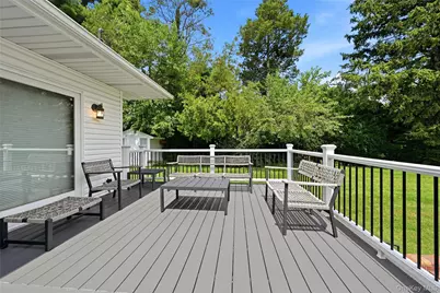 7 Wren Drive, Woodbury, NY 11797 - Photo 18