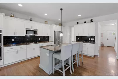 20 Karen Court, Poughkeepsie, NY 12603 - Photo 10