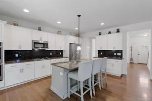20 Karen Ct, Poughkeepsie, NY 12603 - Photo 10