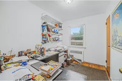 28 Greenvale Lane, Syosset, NY 11791 - Photo 8