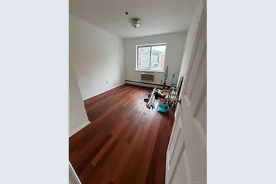 3451 Leavitt Street #3B, Flushing, NY 11354 - Photo 4