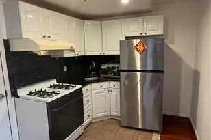 34-51 Leavitt St, Flushing, NY 11354 - Photo 8