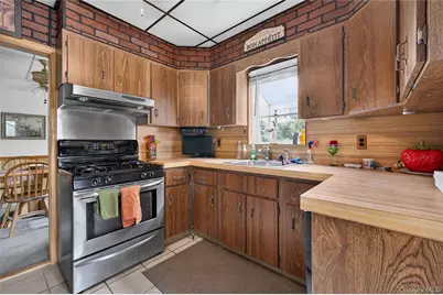 42 Cedar Street, Islip, NY 11751 - Photo 22