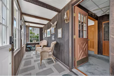 42 Cedar Street, Islip, NY 11751 - Photo 8