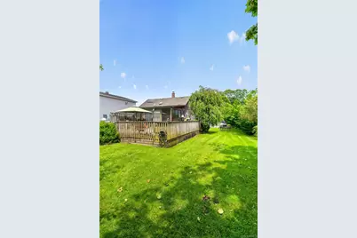 42 Cedar Street, Islip, NY 11751 - Photo 32