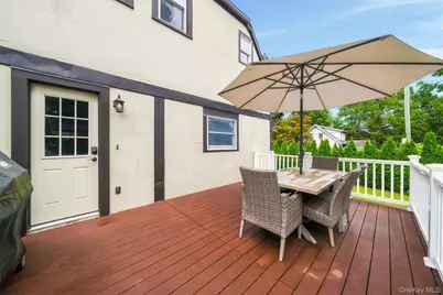 356 Marietta Avenue, Hawthorne, NY 10532 - Photo 32