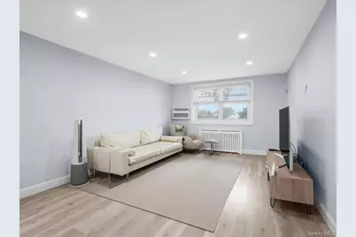 249-20 57 Avenue #262, Little Neck, NY 11362 - Photo 4