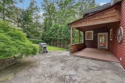 1800 Saw Mill River Road, White Plains, NY 10607 - Photo 38
