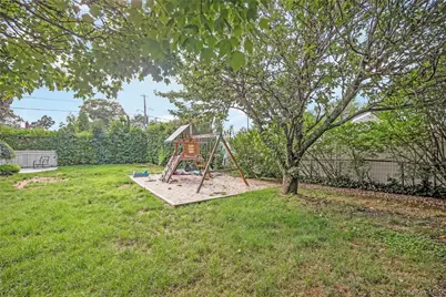 371 Grand Boulevard, Deer Park, NY 11729 - Photo 22