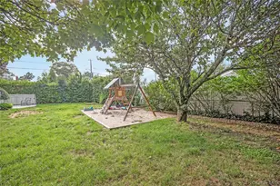 371 Grand Blvd, Deer Park, NY 11729 - Photo 22