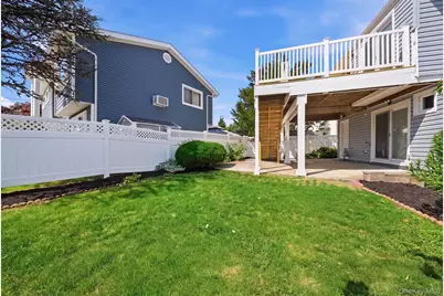 133 Meister Boulevard, Freeport, NY 11520 - Photo 22