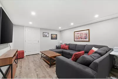 39 Marie Drive, Huntington, NY 11743 - Photo 22